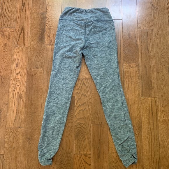 New balance grey leggings - Picture 2 of 4